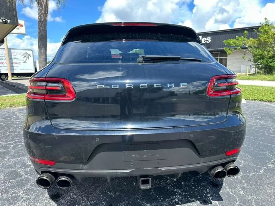 2018 Porsche Macan - Image 15 of 15