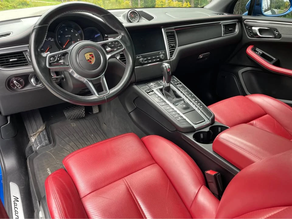 2018 Porsche Macan - Image 11 of 20