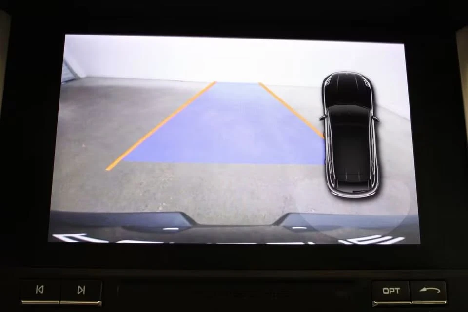 2018 Porsche Macan - Image 6 of 17
