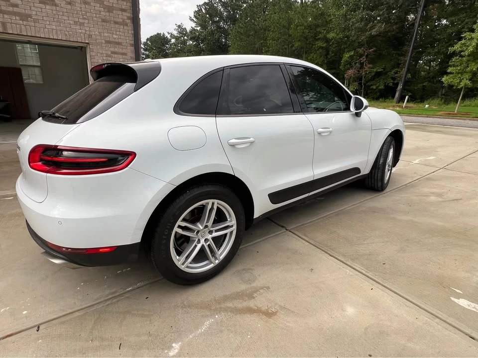 2018 Porsche Macan - Image 2 of 5