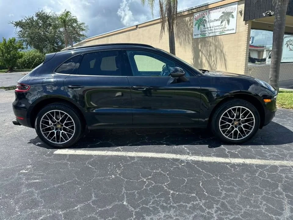 2018 Porsche Macan - Image 8 of 15