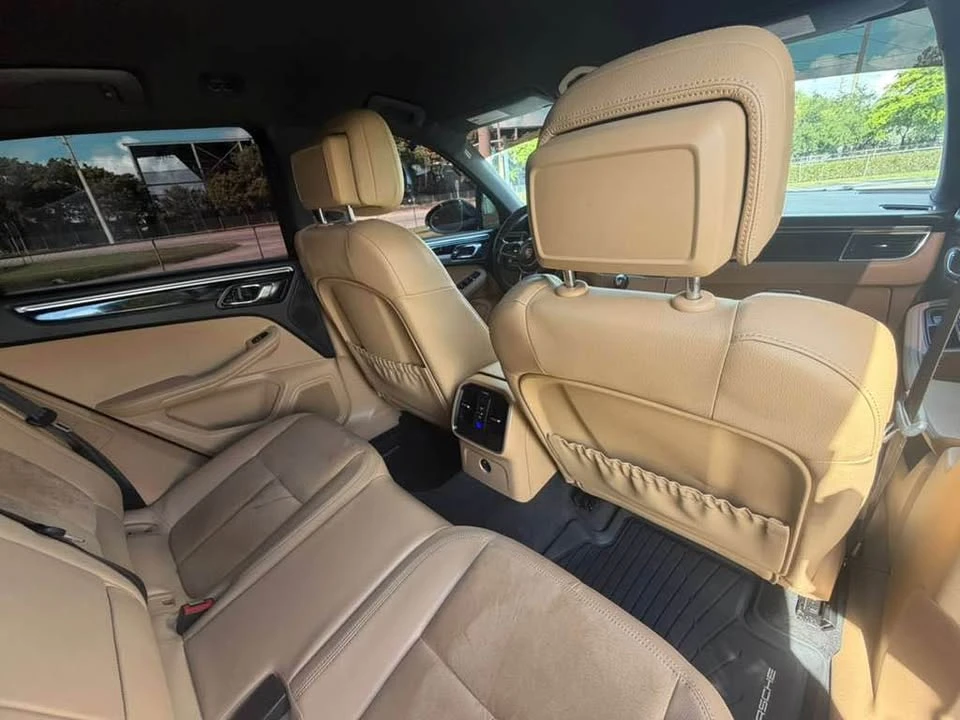 2018 Porsche Macan - Image 14 of 18