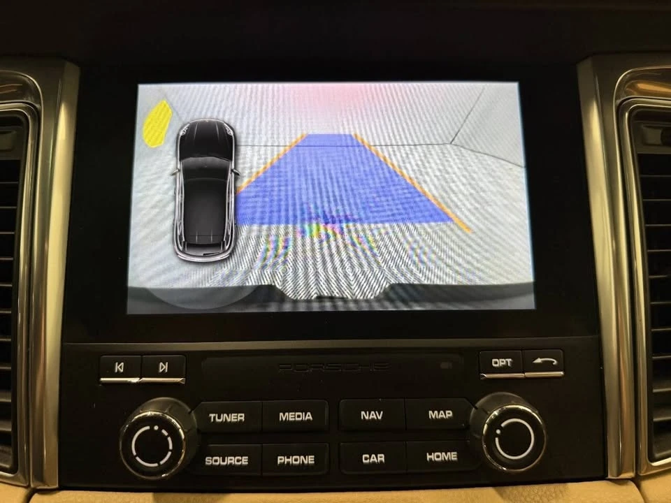 2018 Porsche Macan - Image 14 of 20