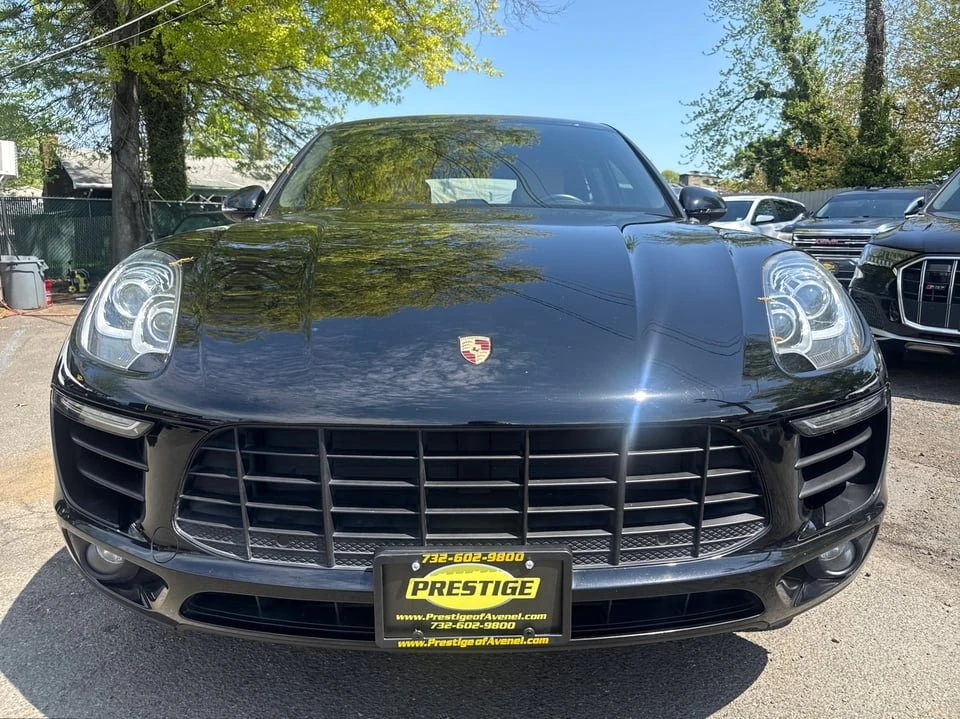 2018 Porsche Macan - Image 2 of 20