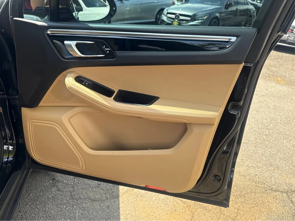 2018 Porsche Macan - Image 20 of 20