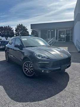 2018 Porsche Macan Sport Package