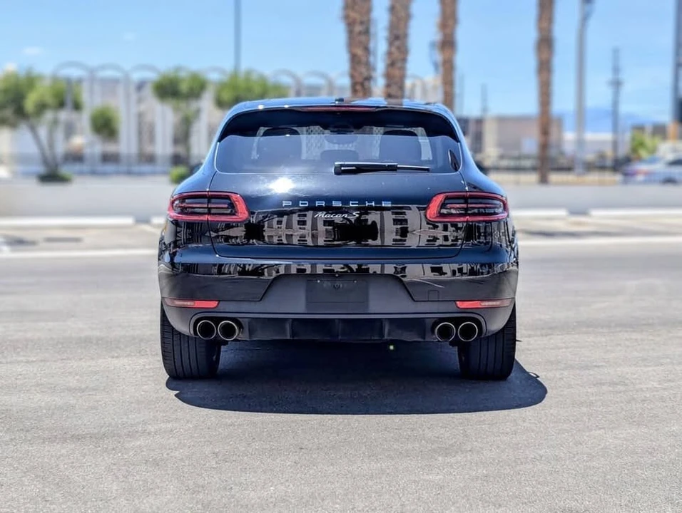 2018 Porsche Macan - Image 6 of 10