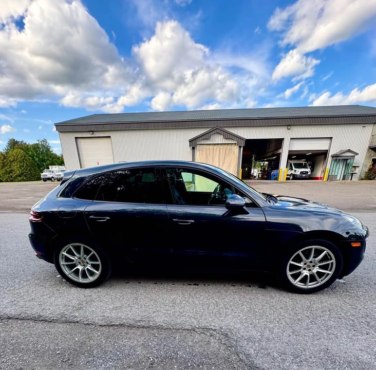 2018 Porsche Macan - Image 8 of 15