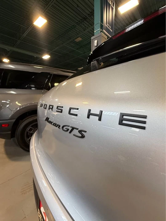 2018 Porsche Macan - Image 4 of 9