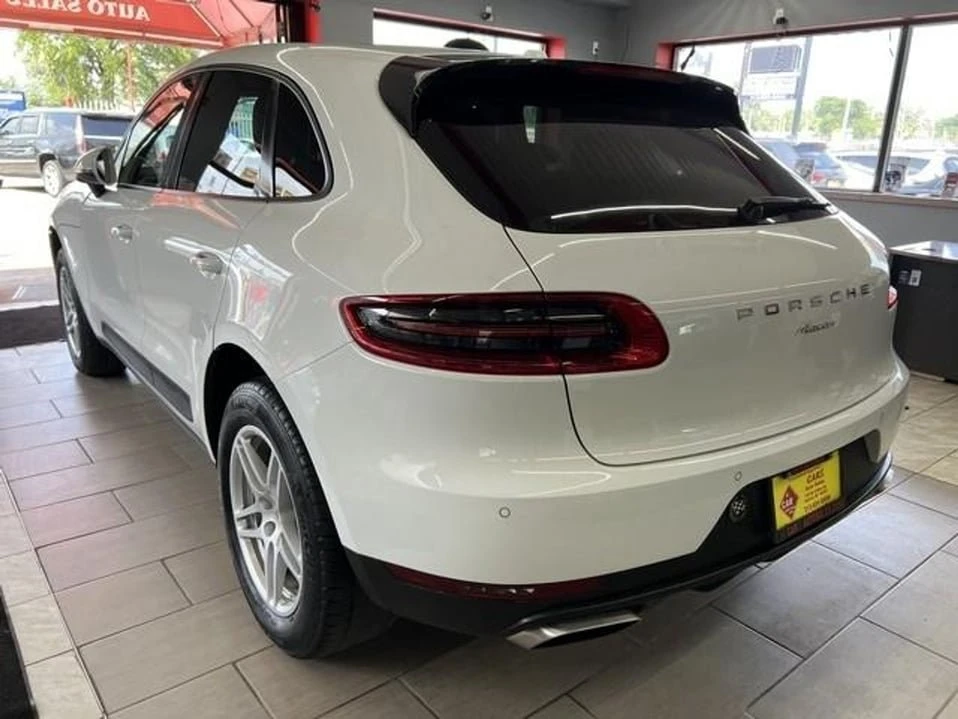 2018 Porsche Macan - Image 7 of 20