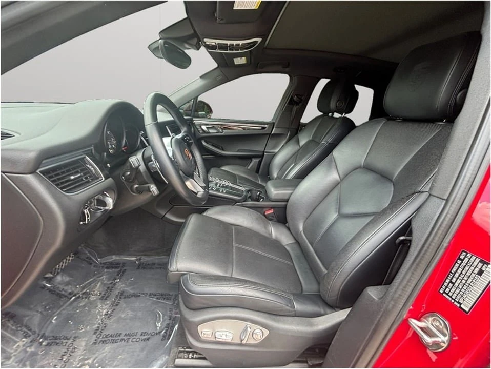 2018 Porsche Macan - Image 2 of 20