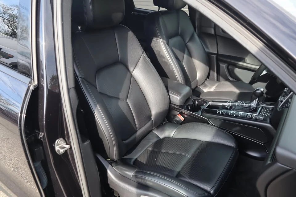 2018 Porsche Macan - Image 12 of 20