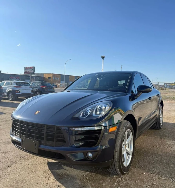 2018 Porsche Macan - Image 2 of 7