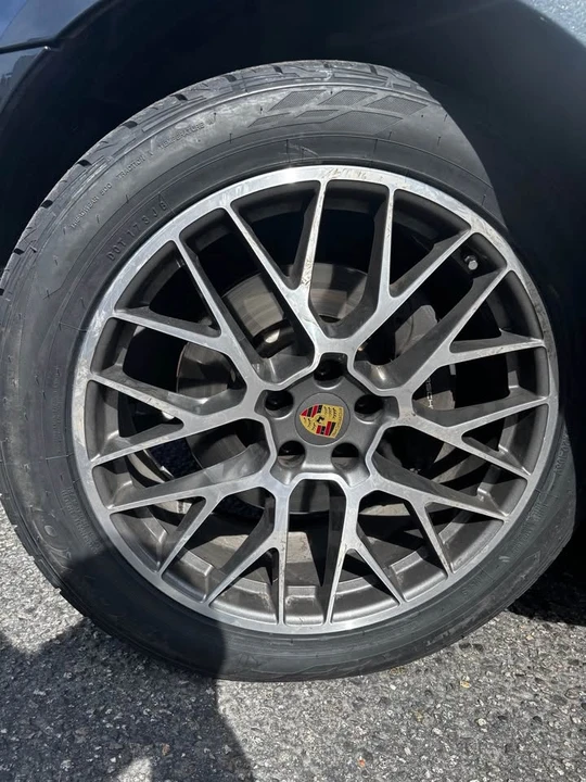 2018 Porsche Macan - Image 6 of 10