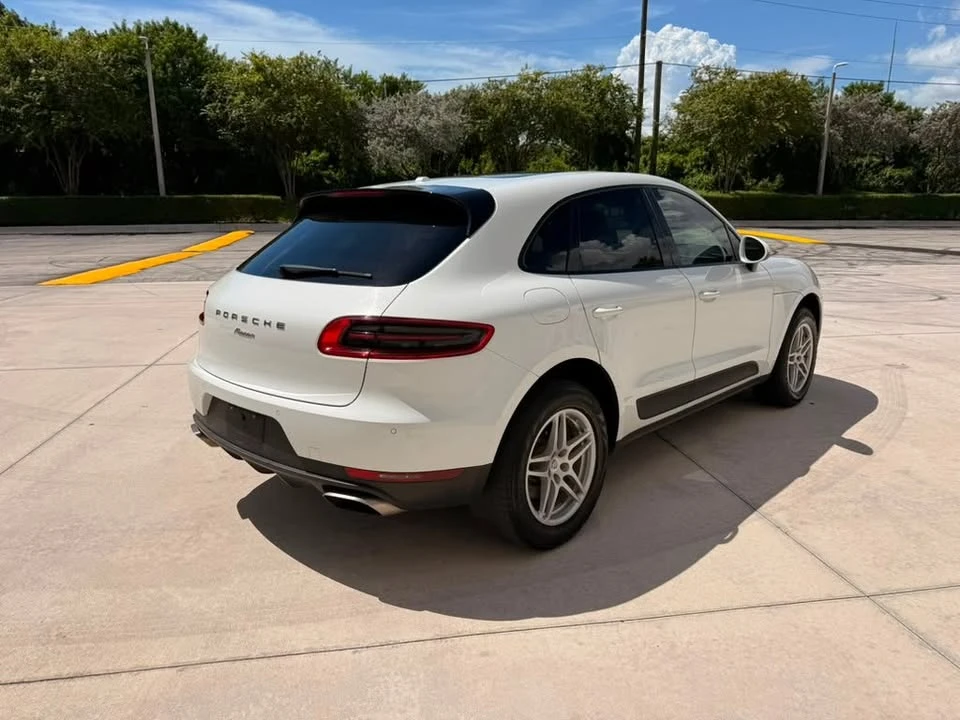 2018 Porsche Macan - Image 5 of 9