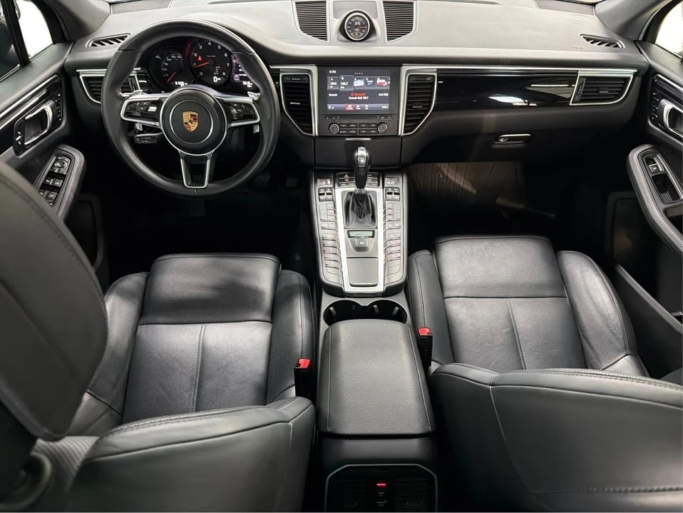2018 Porsche Macan - Image 19 of 20