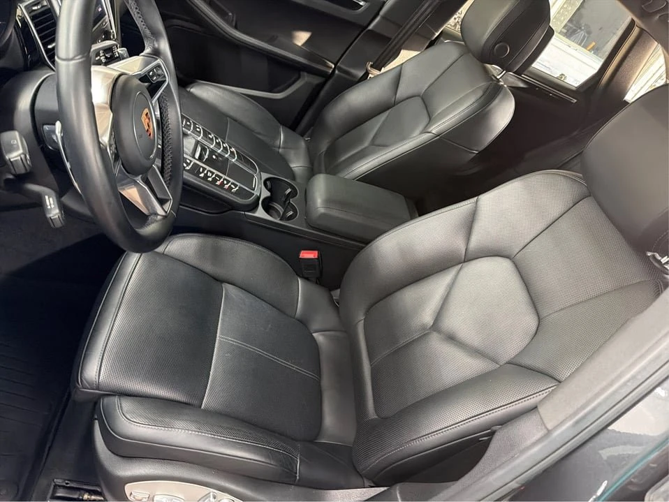 2018 Porsche Macan - Image 15 of 20