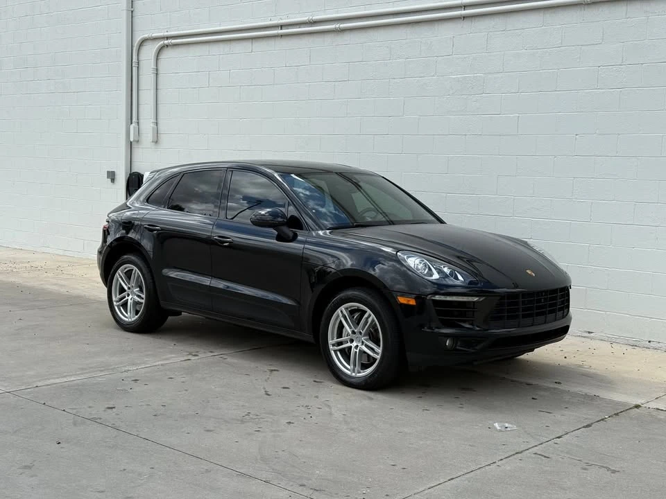 2018 Porsche Macan - Image 2 of 20