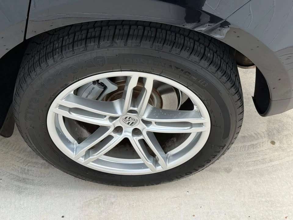 2018 Porsche Macan - Image 13 of 20
