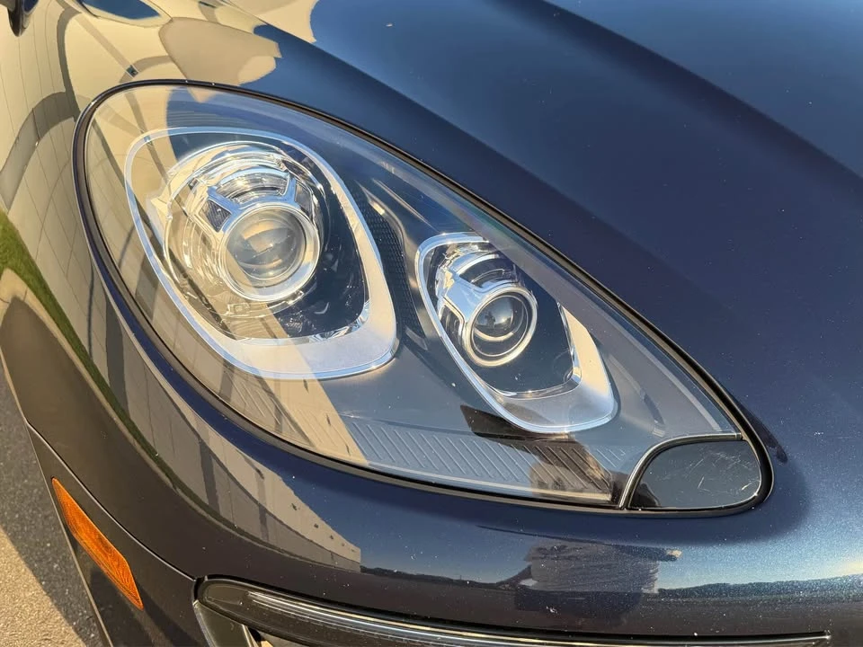 2018 Porsche Macan - Image 18 of 20