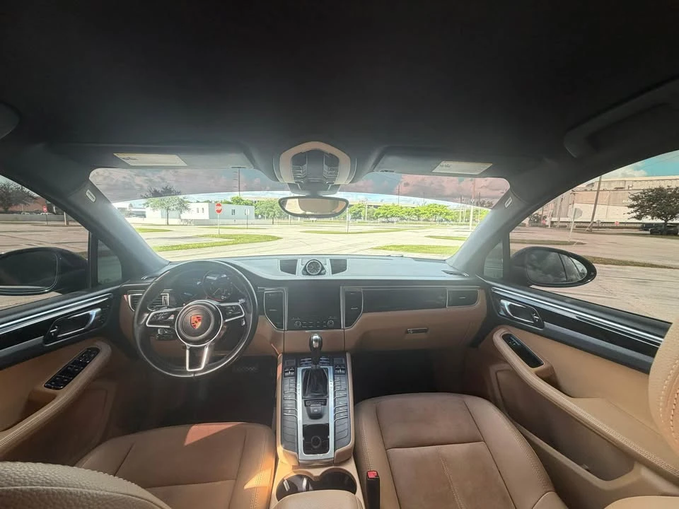 2018 Porsche Macan - Image 6 of 17
