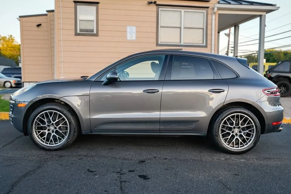 2018 Porsche Macan - Image 8 of 20