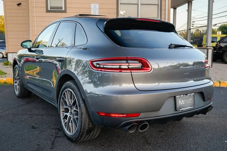 2018 Porsche Macan - Image 7 of 20