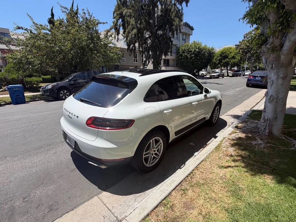2018 Porsche Macan - Image 5 of 6