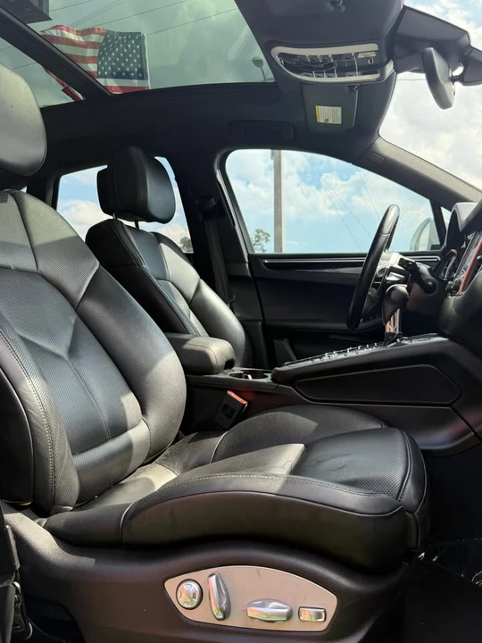 2018 Porsche Macan S - Image 14 of 14