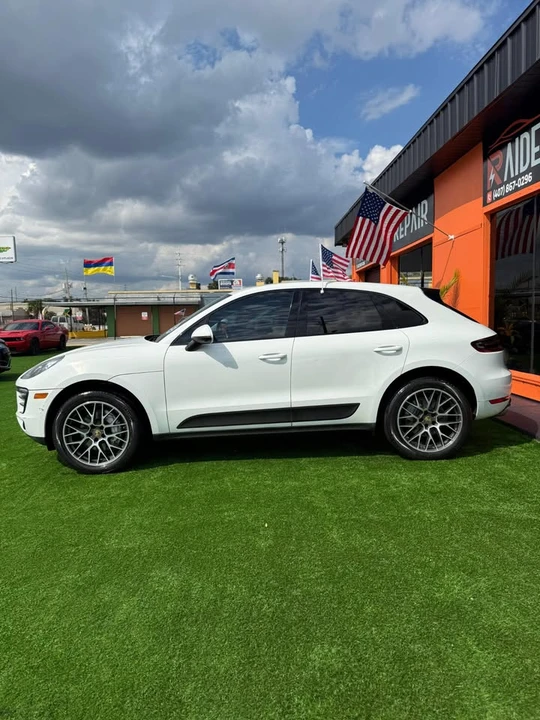 2018 Porsche Macan S - Image 8 of 14