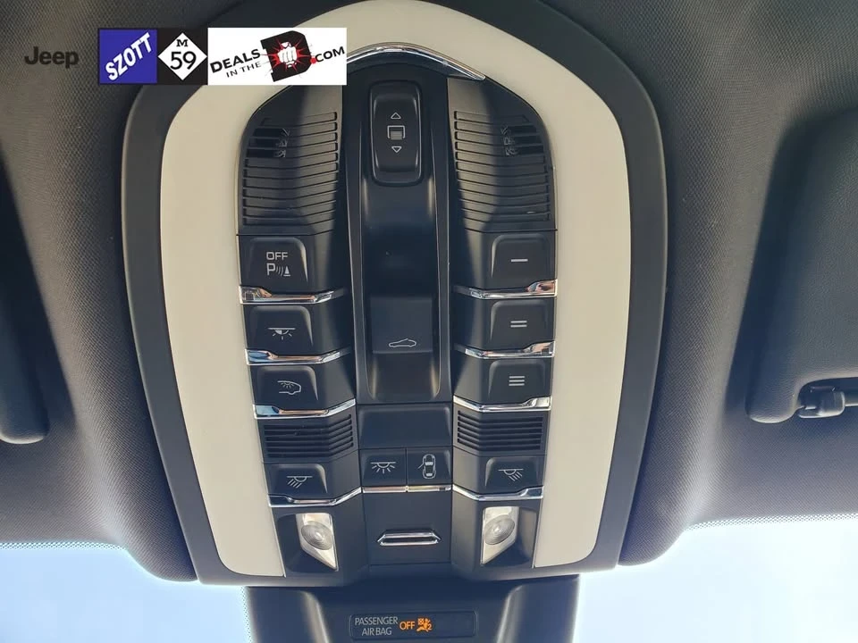 2018 Porsche Macan S - Image 14 of 17