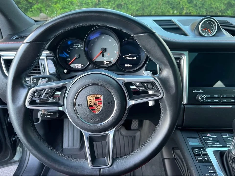 2018 Porsche Macan S - Image 11 of 17
