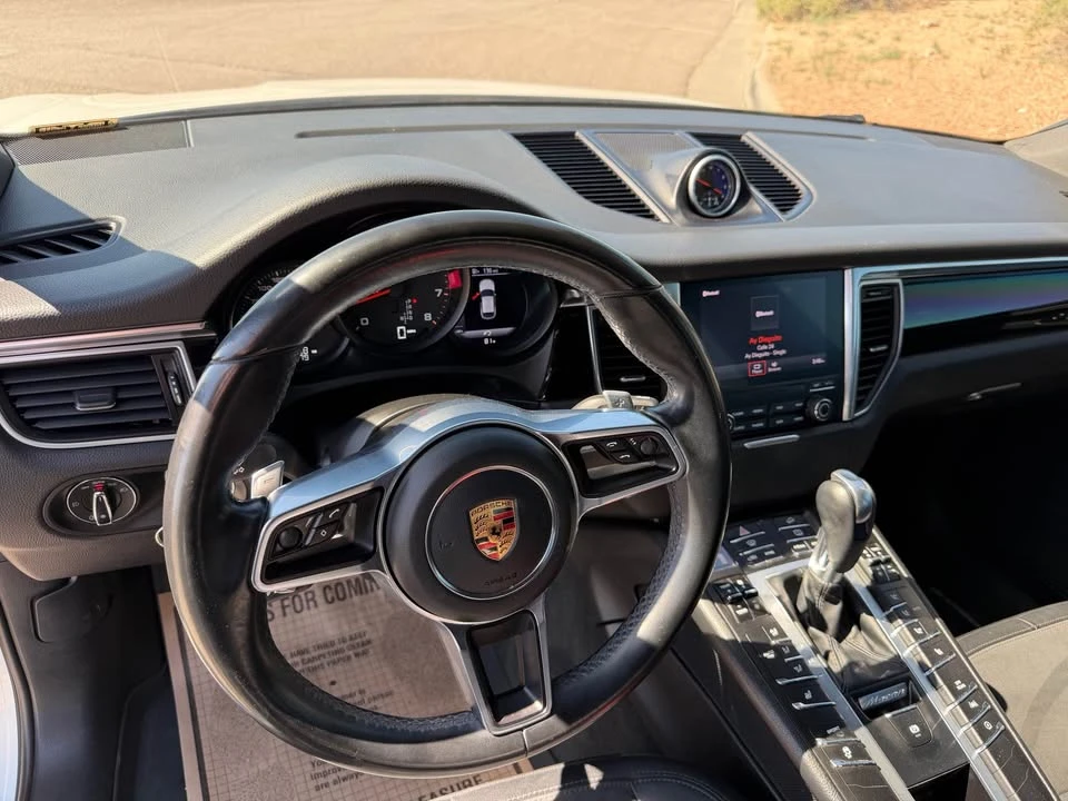 2018 Porsche Macan S - Image 11 of 12