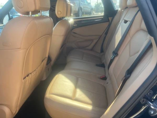 2018 Porsche Macan S - Image 8 of 11