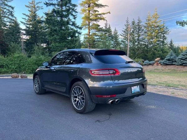 2018 Porsche Macan S - Image 8 of 17