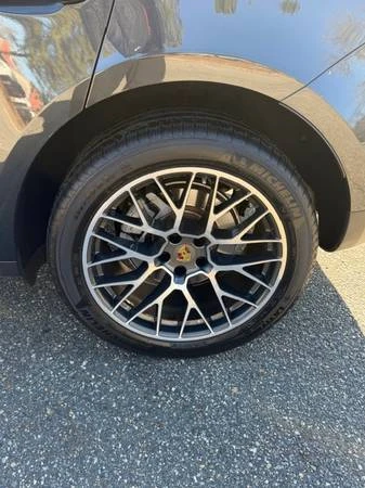 2018 Porsche Macan S - Image 10 of 11