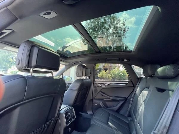 2018 Porsche Macan S - Image 14 of 16