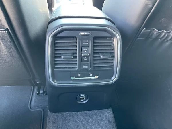 2018 Porsche Macan S - Image 15 of 16