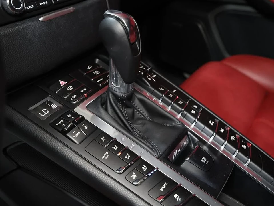 2018 Porsche Macan S - Image 18 of 18
