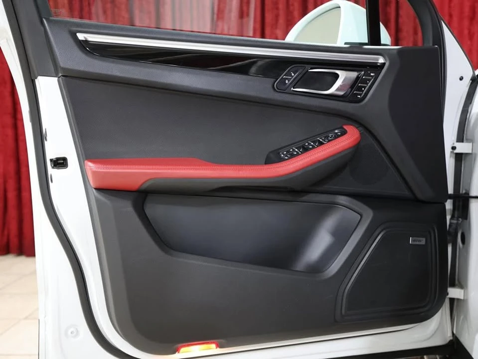 2018 Porsche Macan S - Image 5 of 18