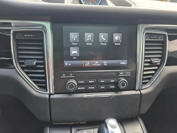 2018 Porsche Macan S - Image 18 of 21
