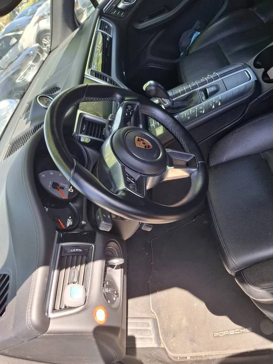 2018 Porsche Macan S - Image 7 of 8