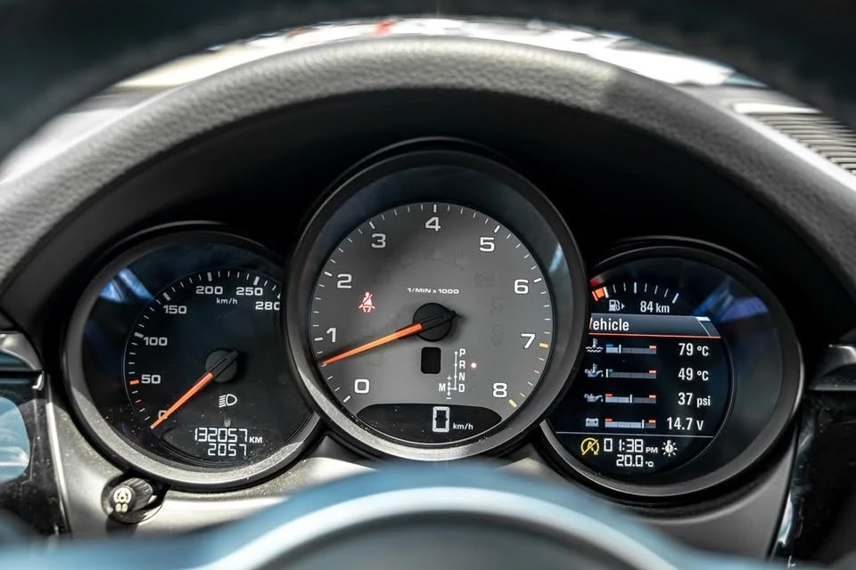 2018 Porsche Macan S - Image 18 of 19