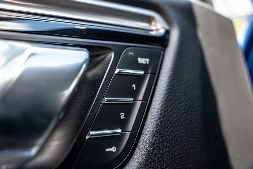 2018 Porsche Macan S - Image 8 of 19