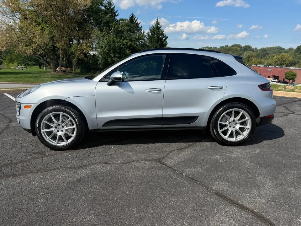2018 Porsche Macan S - Image 2 of 17
