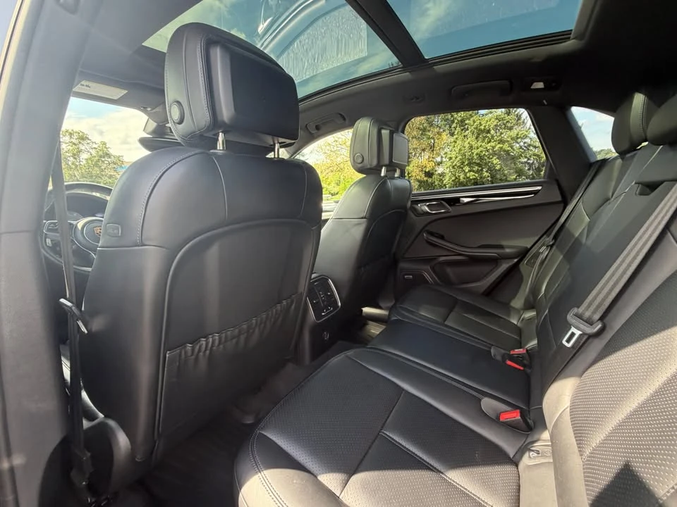 2018 Porsche Macan S - Image 17 of 17