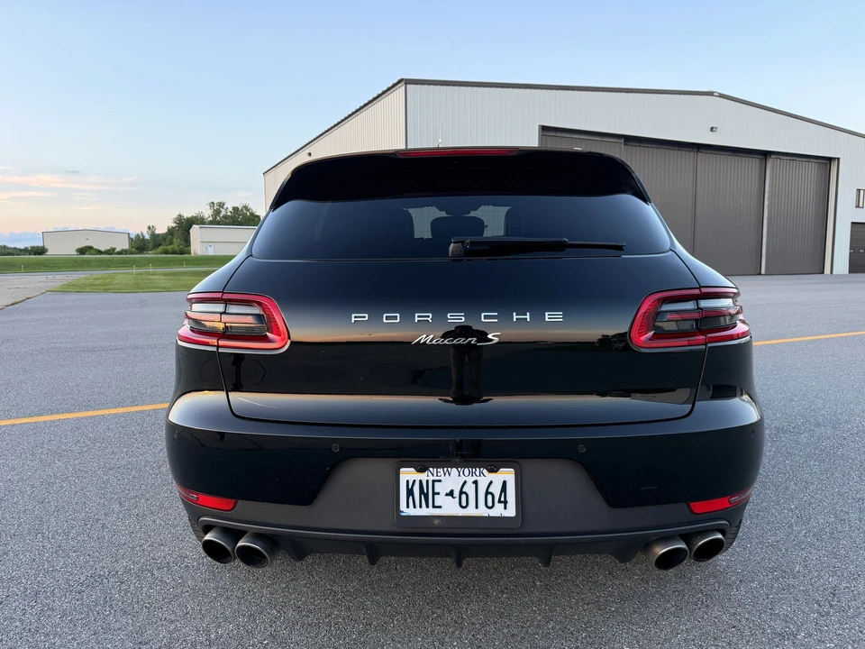2018 Porsche Macan S - Image 5 of 10