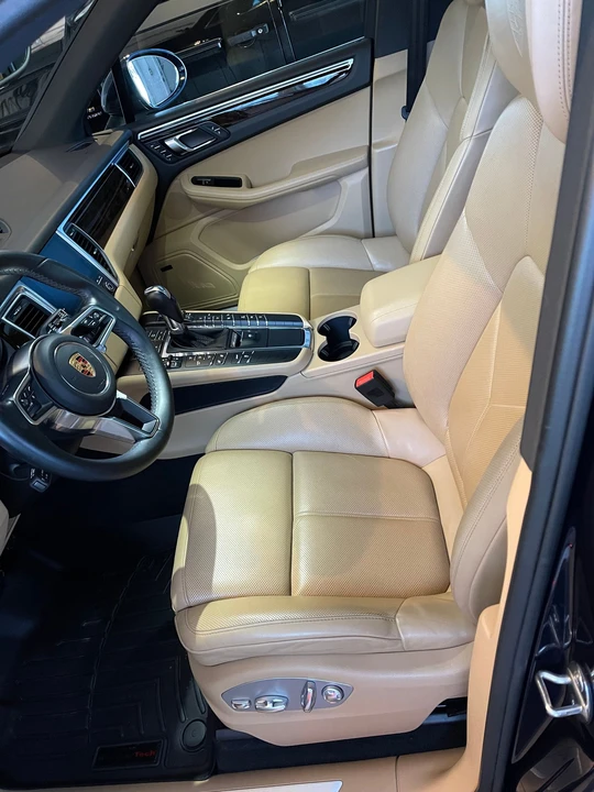 2018 Porsche Macan S - Image 8 of 13