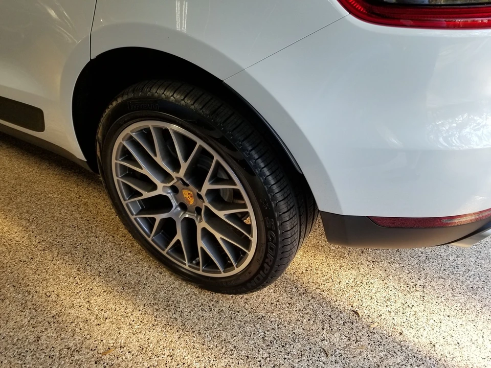 2018 Porsche Macan S - Image 2 of 11