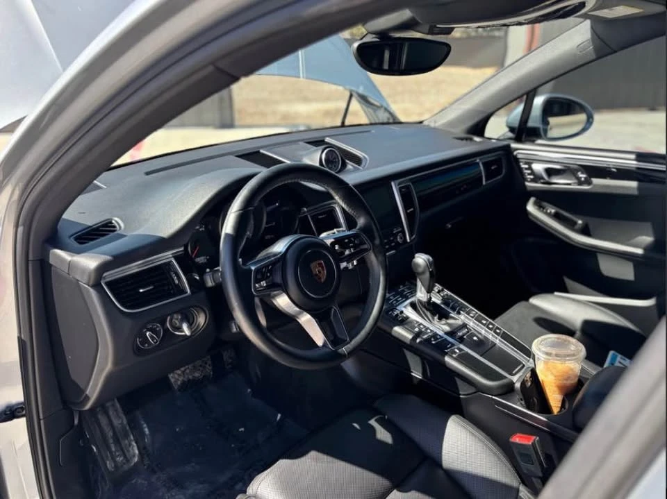 2018 Porsche Macan S - Image 7 of 9